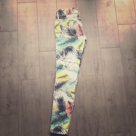 Black Orchid Tropical Jeans - Picture 2 of 5